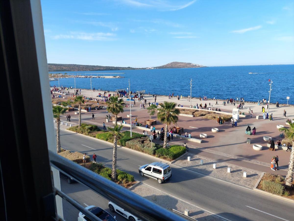 Residence La Corniche Etage 2 Nador Exteriör bild