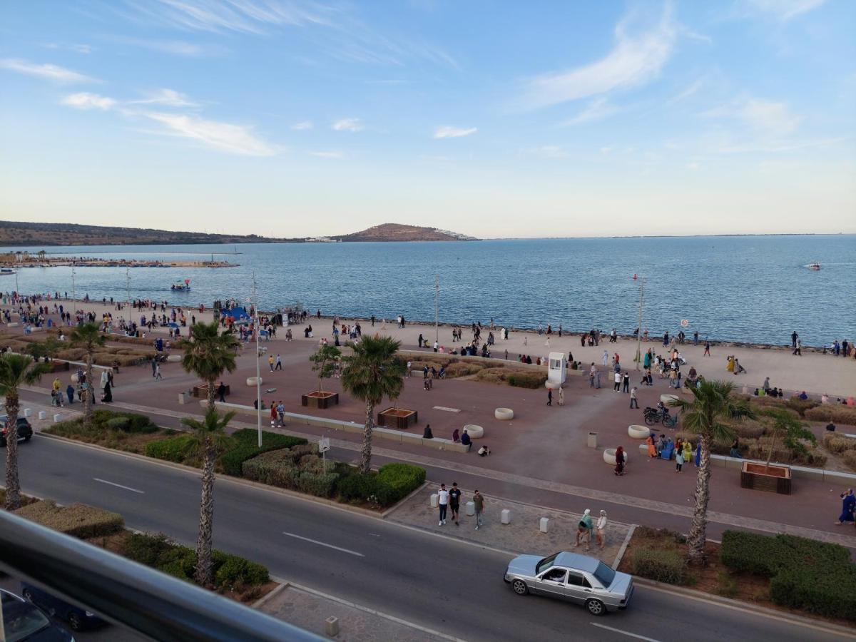 Residence La Corniche Etage 2 Nador Exteriör bild